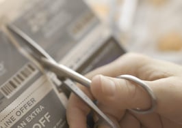 3 tips to winning over clients with holiday gifts