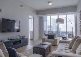 Luxury listing: royale penthouse with panoramic views